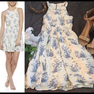 Lace halter dress - Disney collection